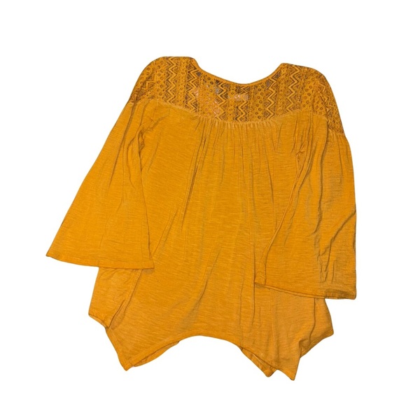 Cupio Relaxed Honey Gold Blouse with Bell Sleeves & Lace Detail NWT - Picture 7 of 8